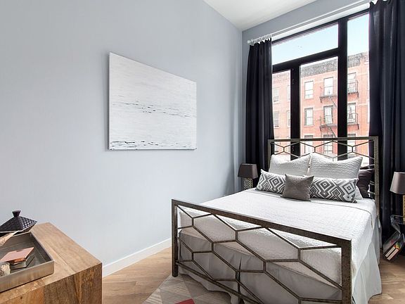 4th image of 1192 Bedford Ave #3B