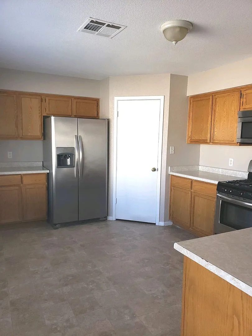 For Rent in Foothills — Photo 3