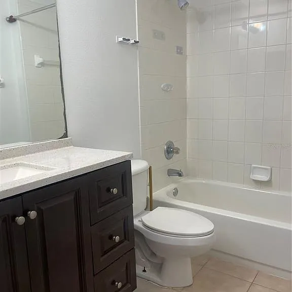 5418 Frederick Lake Dr — Photo 6