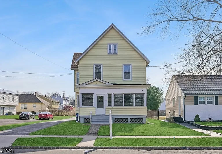 171 S Bridge St #1 — Photo 3
