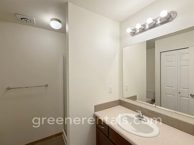 Oly-Evergreen Landing Apartments — Photo 33