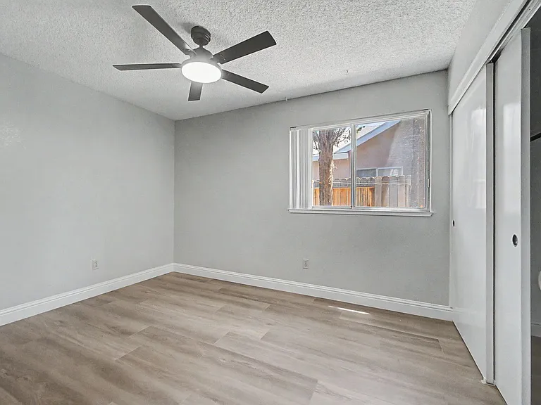 1000 Beechwood St — Photo 11