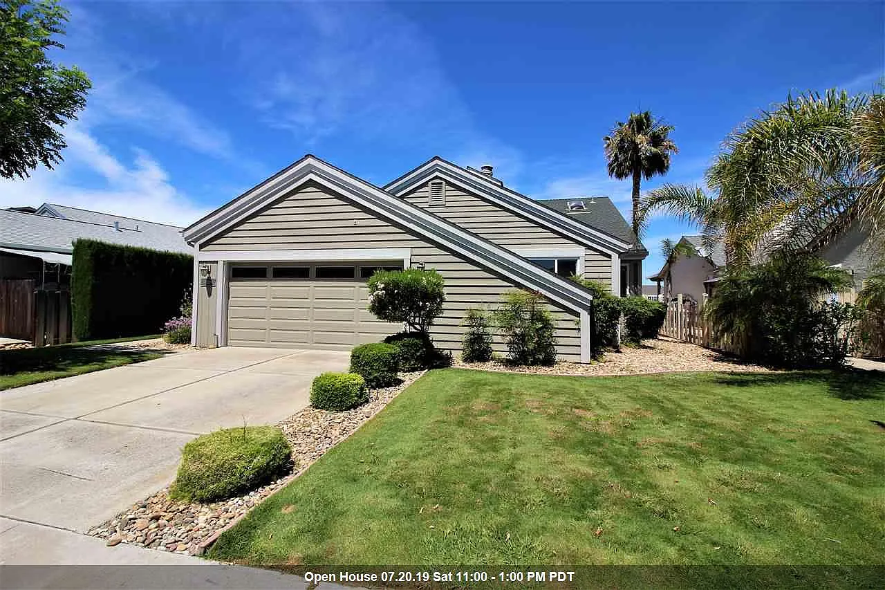 1809 Dune Point Way photo 1