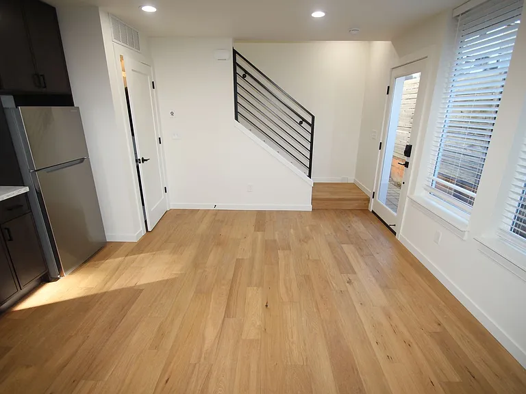 5634 Brooklyn Ave NE #B — Photo 4