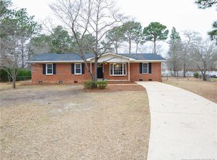6052 Lexington Dr, Hope Mills, NC 28348