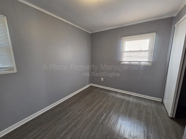 6042 Hancock Ave — Photo 6