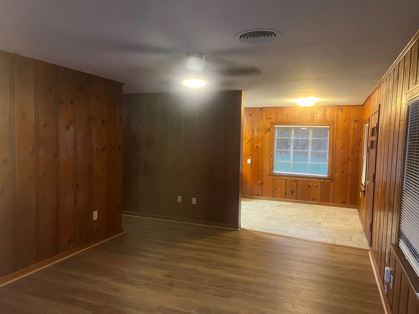 Charming 3 Bed 1 Bath Home — Photo 2