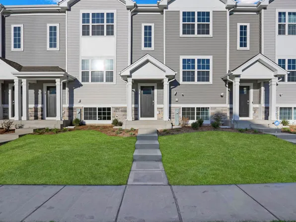 817 Briar Glen Ct, Hampshire, IL 60140