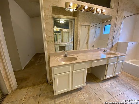 2nd image of 8631 Timber Light Dr