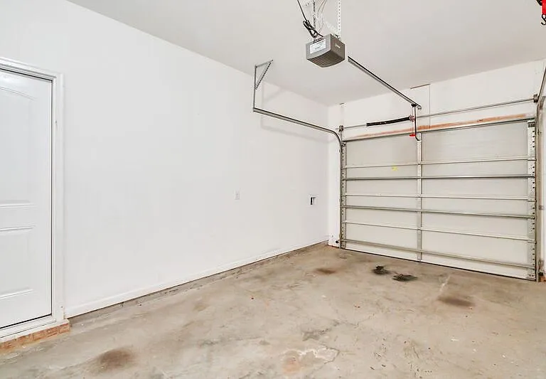285 Cantle Dr — Photo 33