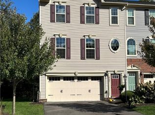 117 Arbor Trail Dr, Mc Kees Rocks, PA 15136