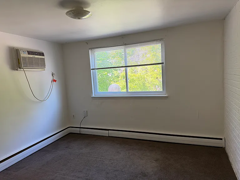 8112 Pine Rd — Photo 5