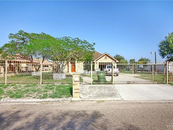 2nd image of 1014 El Jardin Dr
