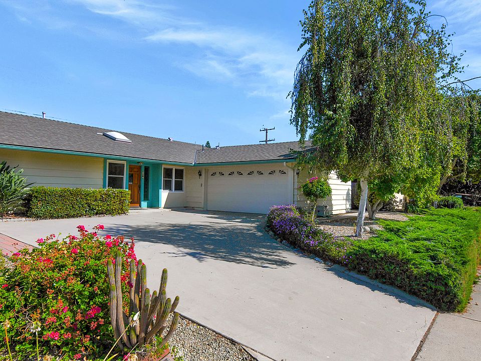 1st image of 674 Carlo Dr
