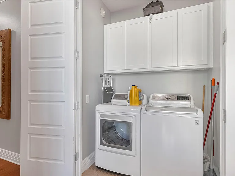 801 E Beach Dr #TW2704 — Photo 31