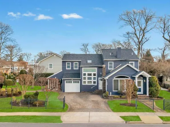 1769 Jane Street, Wantagh, NY 11793