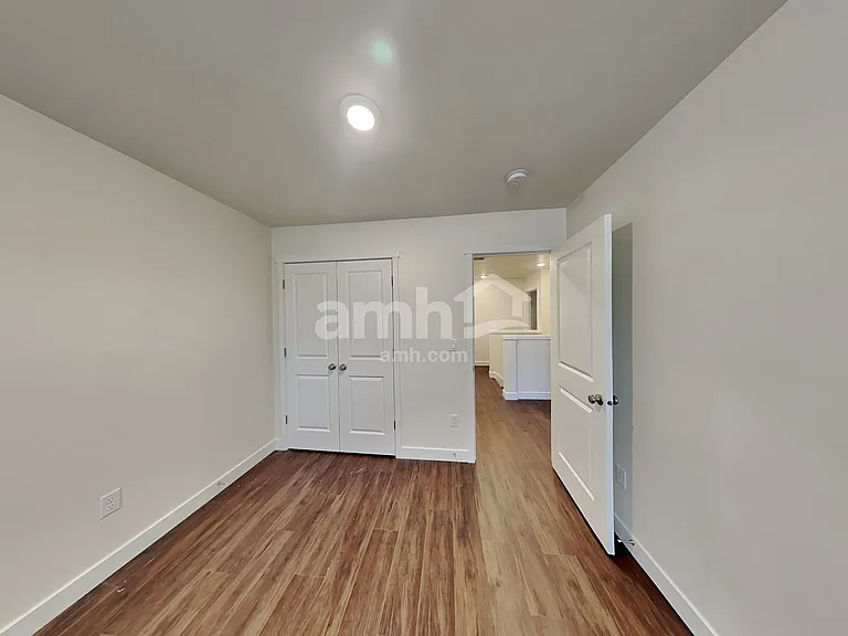 1068 Broyles Xing — Photo 18