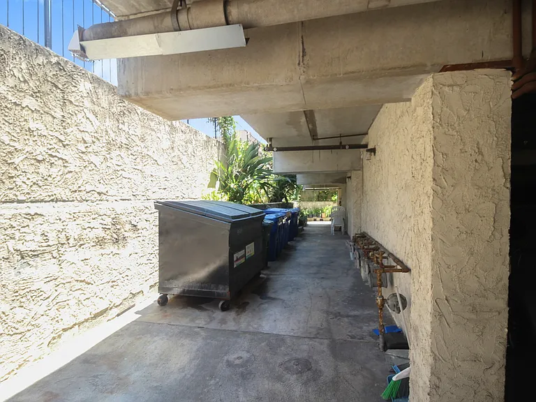 4526 Eagle Rock Blvd #4 — Photo 20