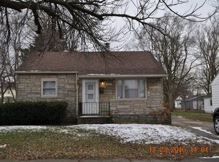 305 W Chestnut St, Hoopeston, IL 60942