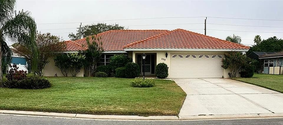 1st image of 209 Matisse Cir N