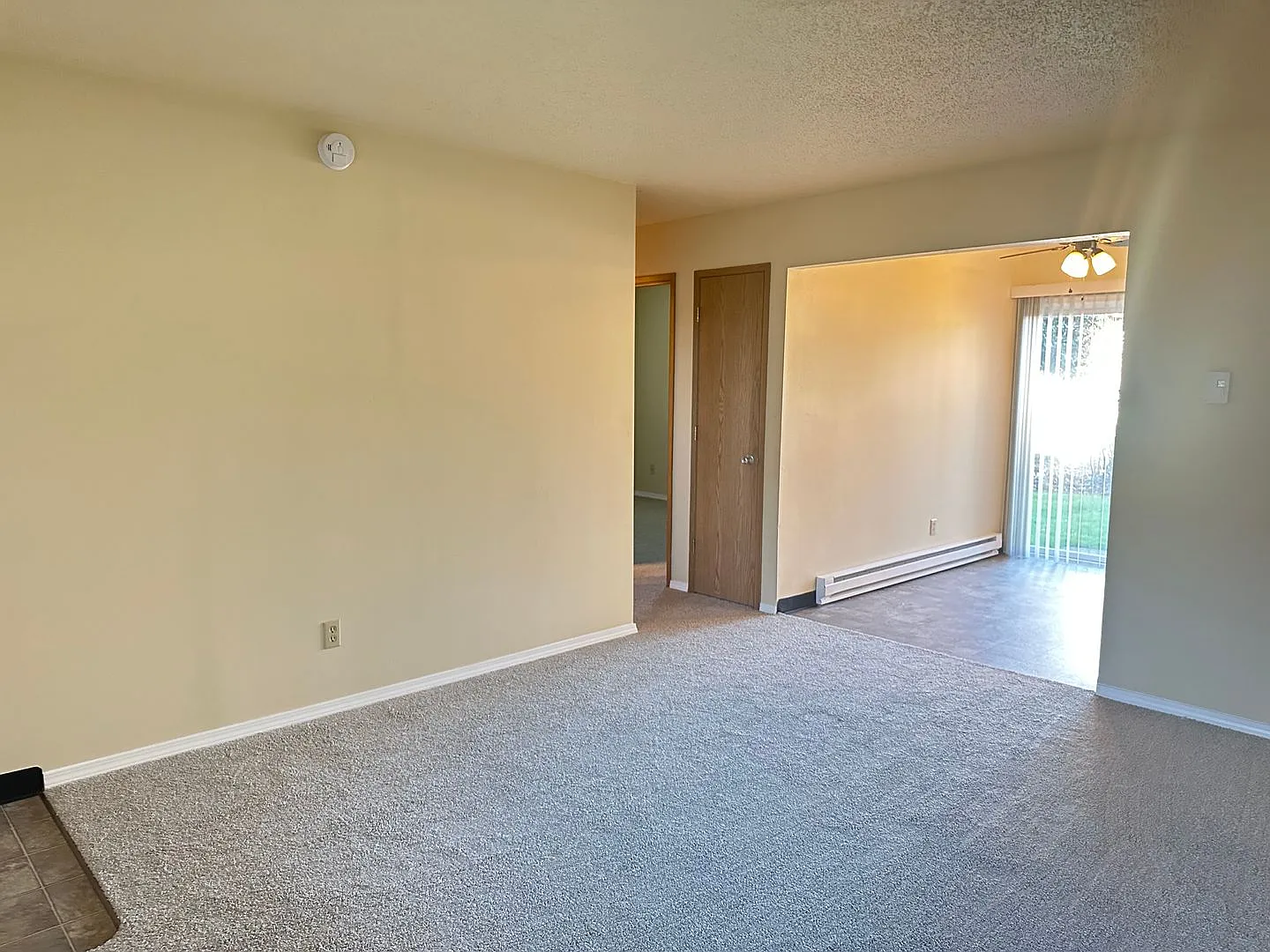 Clackamas Street Apartments — Photo 4