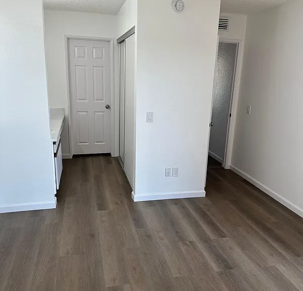 Sunrise Apartments Homes — Photo 18