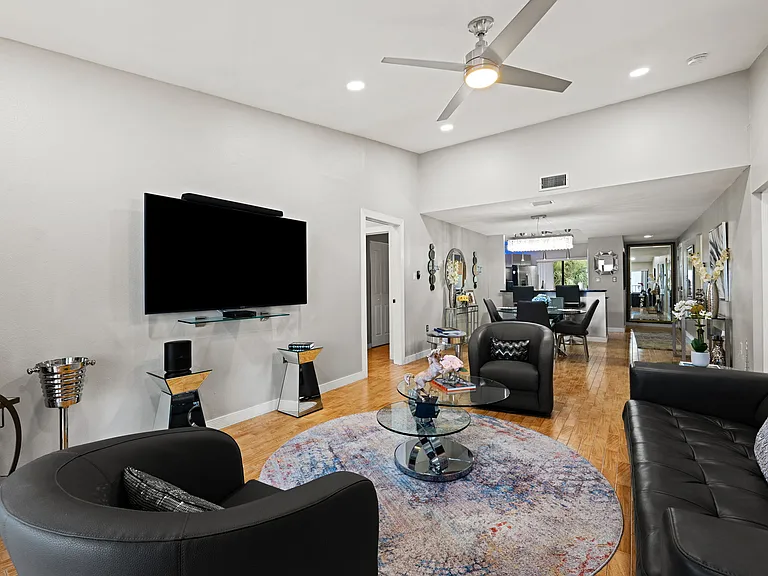 7500 Sunshine Skyway Ln S #205 — Photo 12