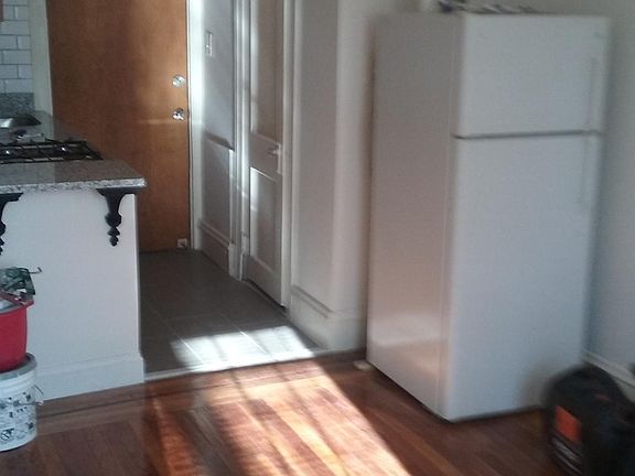 4th image of 257 Gano St APT 2