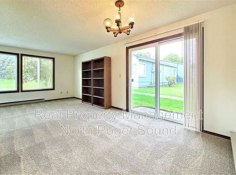 1421 Pine St #A — Photo 7