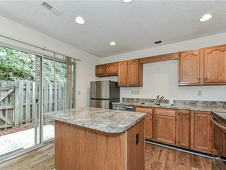 3640 Huyton Ct — Photo 13