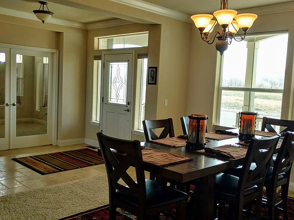 4th image of 427 Crooked Stick Dr
