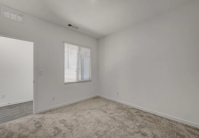 561 Preston Crest St — Photo 27