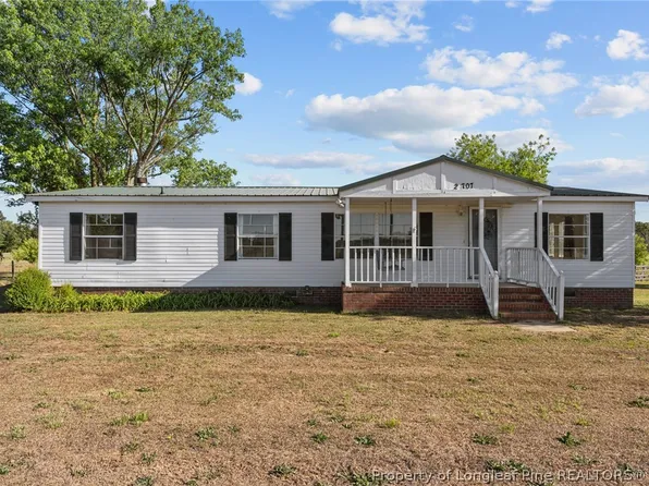 2707 Odom Rd, Hope Mills, NC 28348