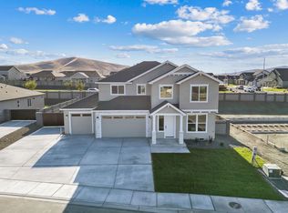 509 Purcell Ave, West Richland, WA 99353