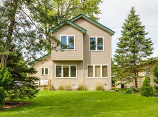 2511 Grove Ln, Cary, IL 60013