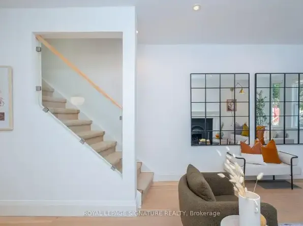 40 Bright St #1A, Toronto, ON M5A 3H4