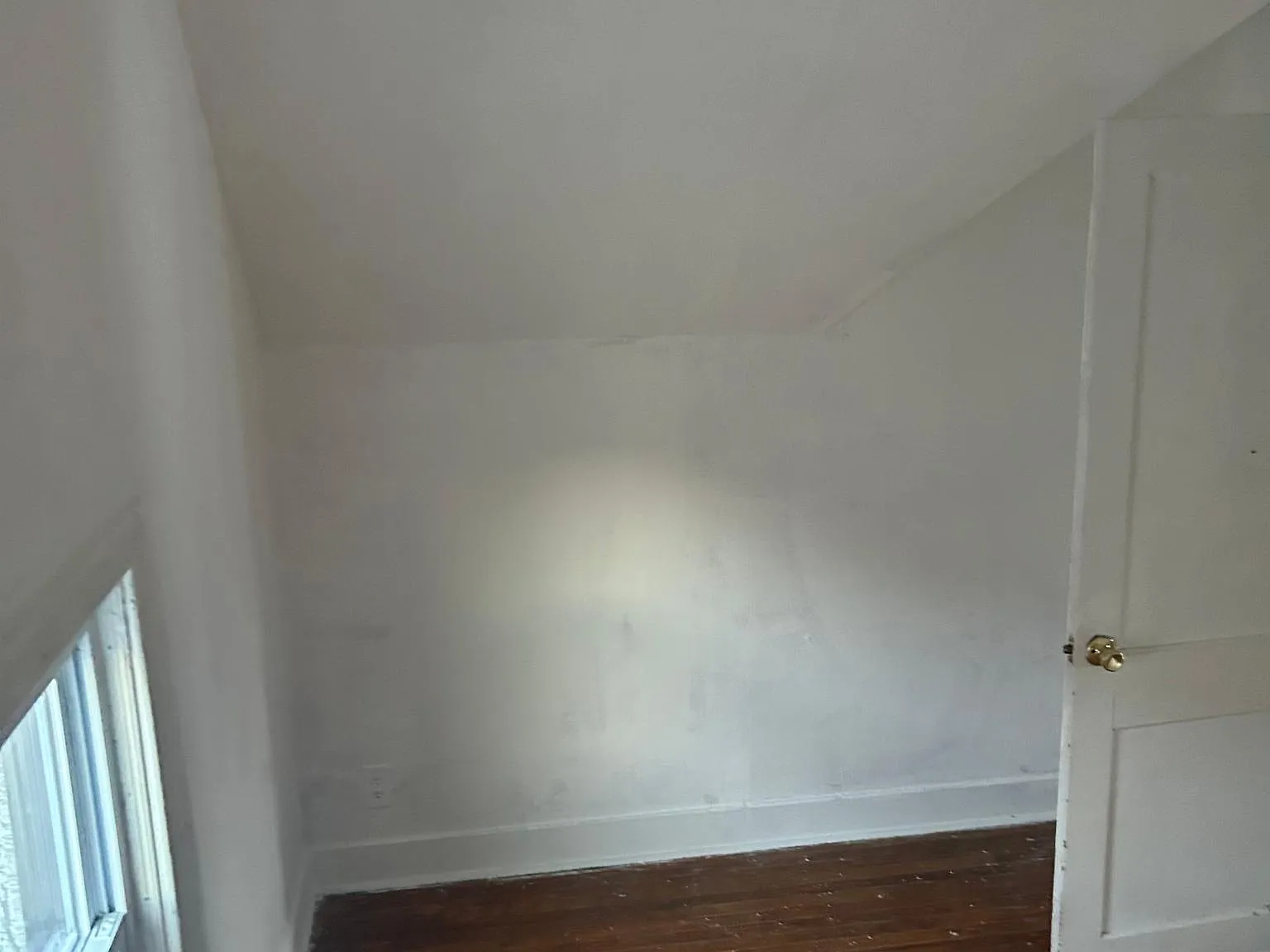 243 Webster Ave — Photo 4