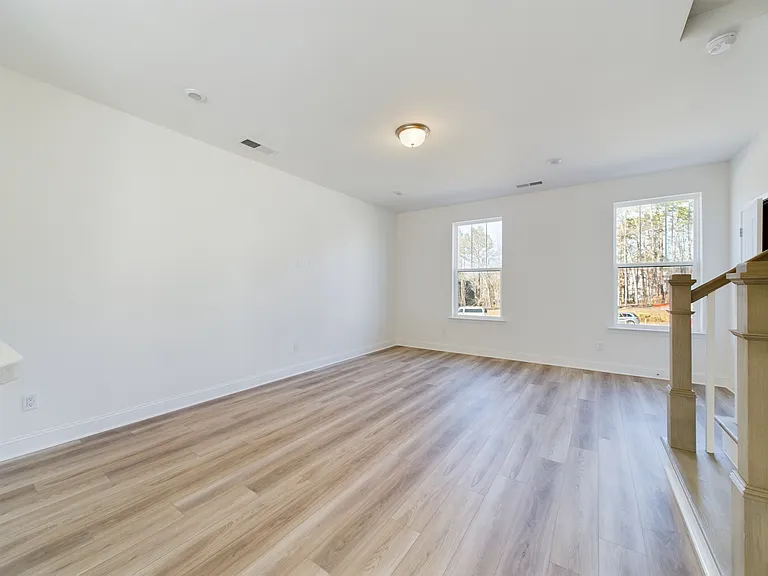 15337 Ballancroft Pkwy — Photo 10