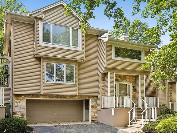 2nd image of 164 Clarken Dr