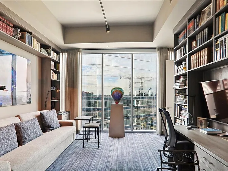 1065 Peachtree St NE #3005 — Photo 14