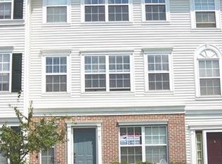 87 Nathan Blvd, Parlin, NJ 08859