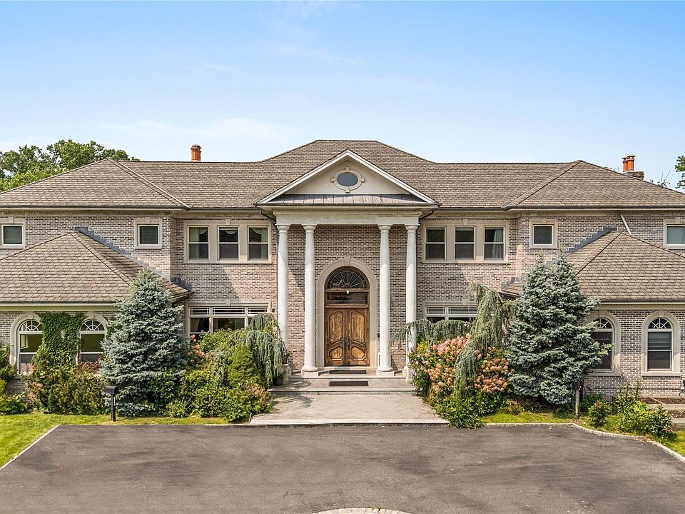 1st image of 3 Valentine Farm Court
