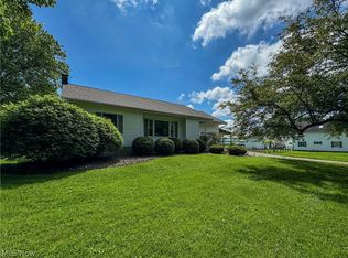 5204 Youngstown Conneaut Rd, Burghill, OH 44404