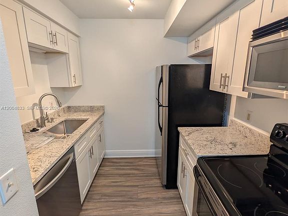 5th image of 14315 Hanging Moss Cir APT 101