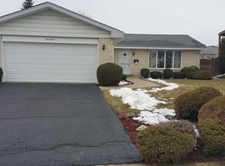 120 S Mill Meadow Ln, Addison, IL 60101