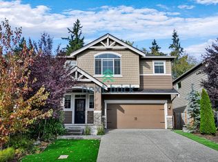 8430 NE 203rd Pl, Bothell, WA 98011