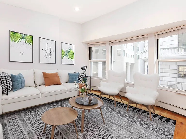 53 Nassau St #3 — Photo 1