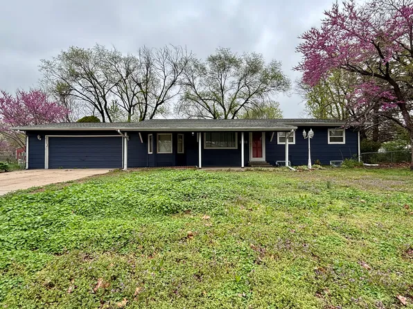 3300 W 8th St N, Wichita, KS 67203