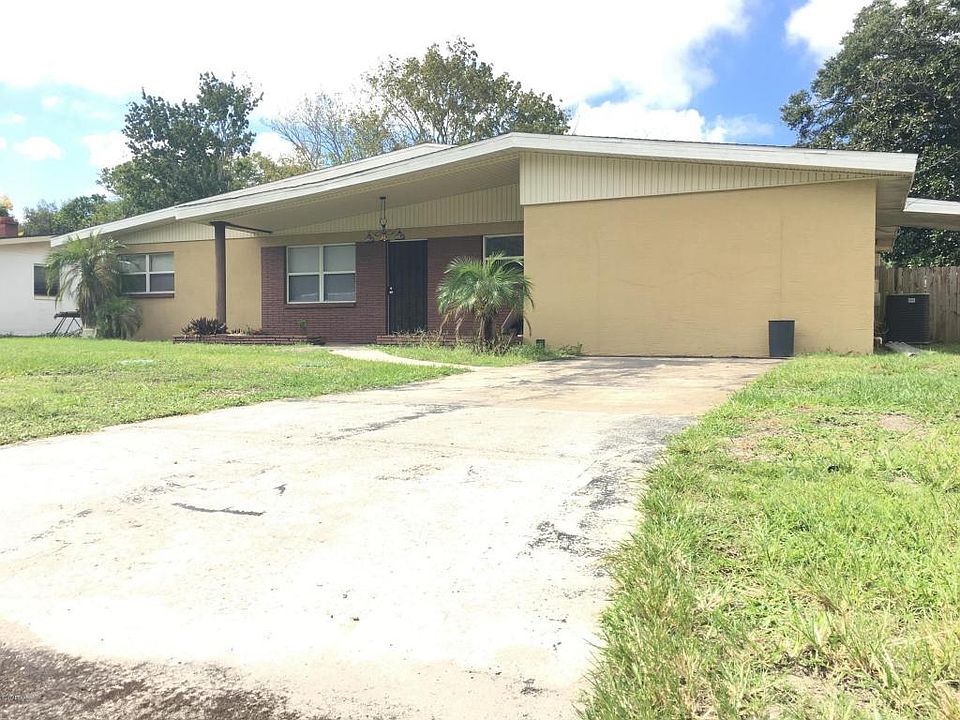 1st image of 1514 Carmen Ave