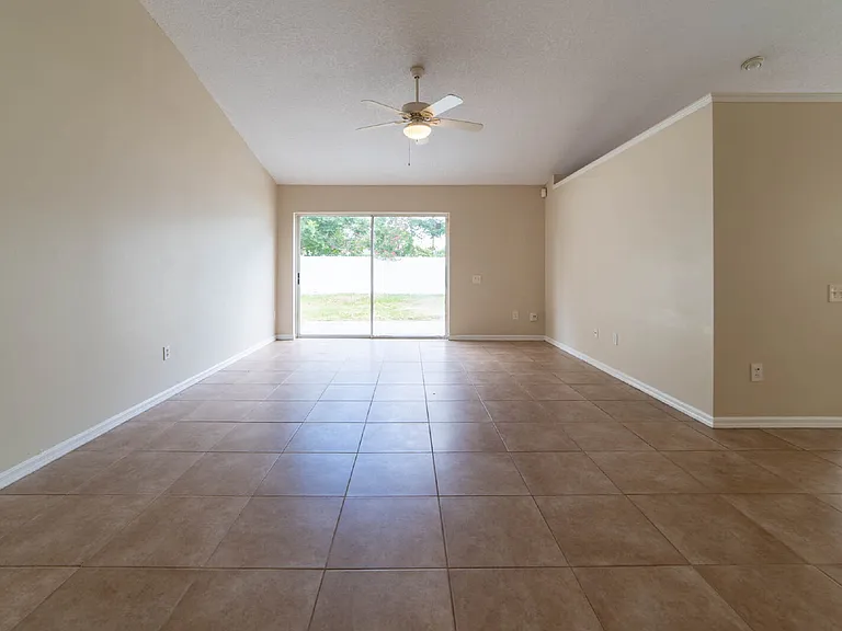 8345 Fort Thomas Way — Photo 23